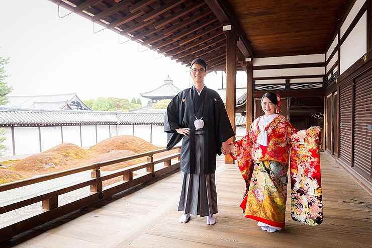 雨の中の婚礼前撮り撮影