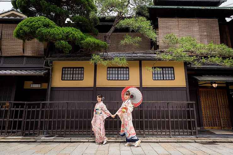 仲良し姉妹の成人式ロケフォト