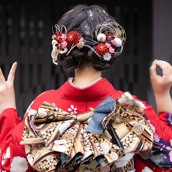 振袖ヘアカタログ